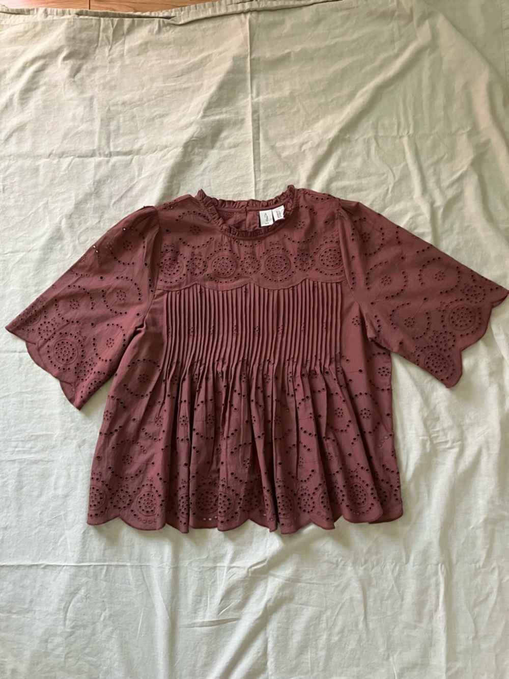 Women’s Eyelet Pintuck Blouse - Brown